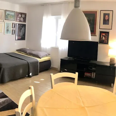 Apartment By The Sea Prvic Luka, Prvic - 21276 Prvic Luka
