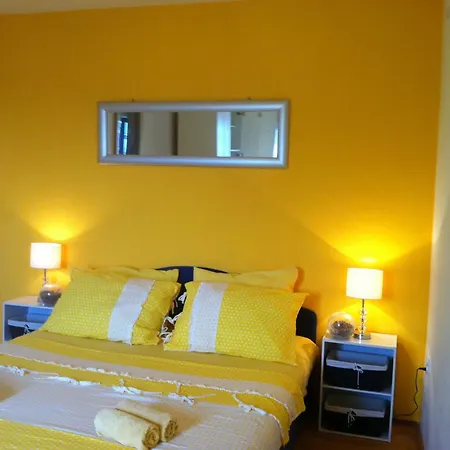 Apartment By The Sea Prvic Luka, Prvic - 21276 *